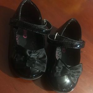 Infant dressy shoes